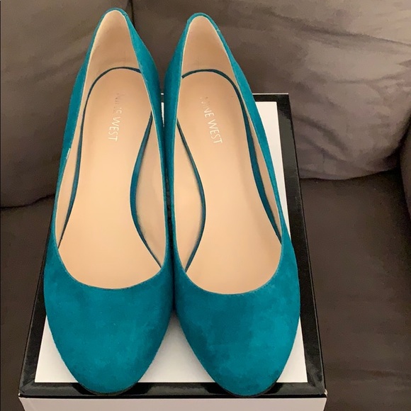teal nine west wedges. - Picture 2 of 3